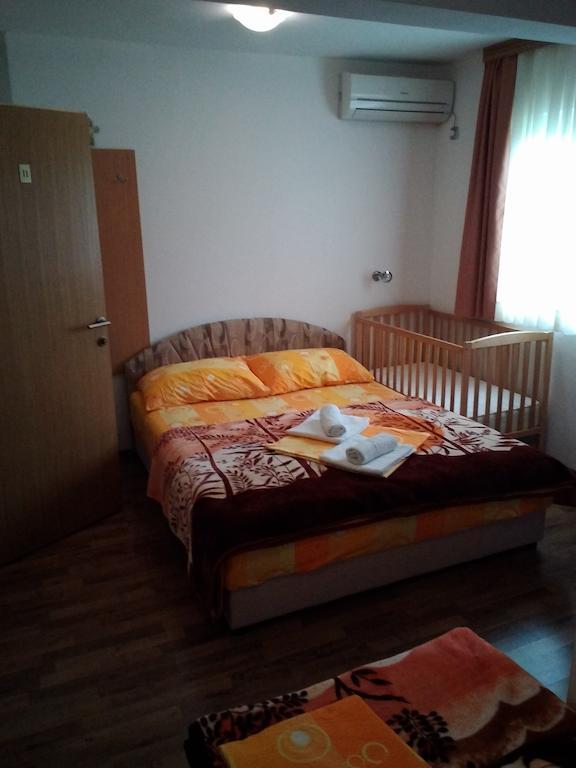 Hotel Quo Vadis Međugorje Rum bild